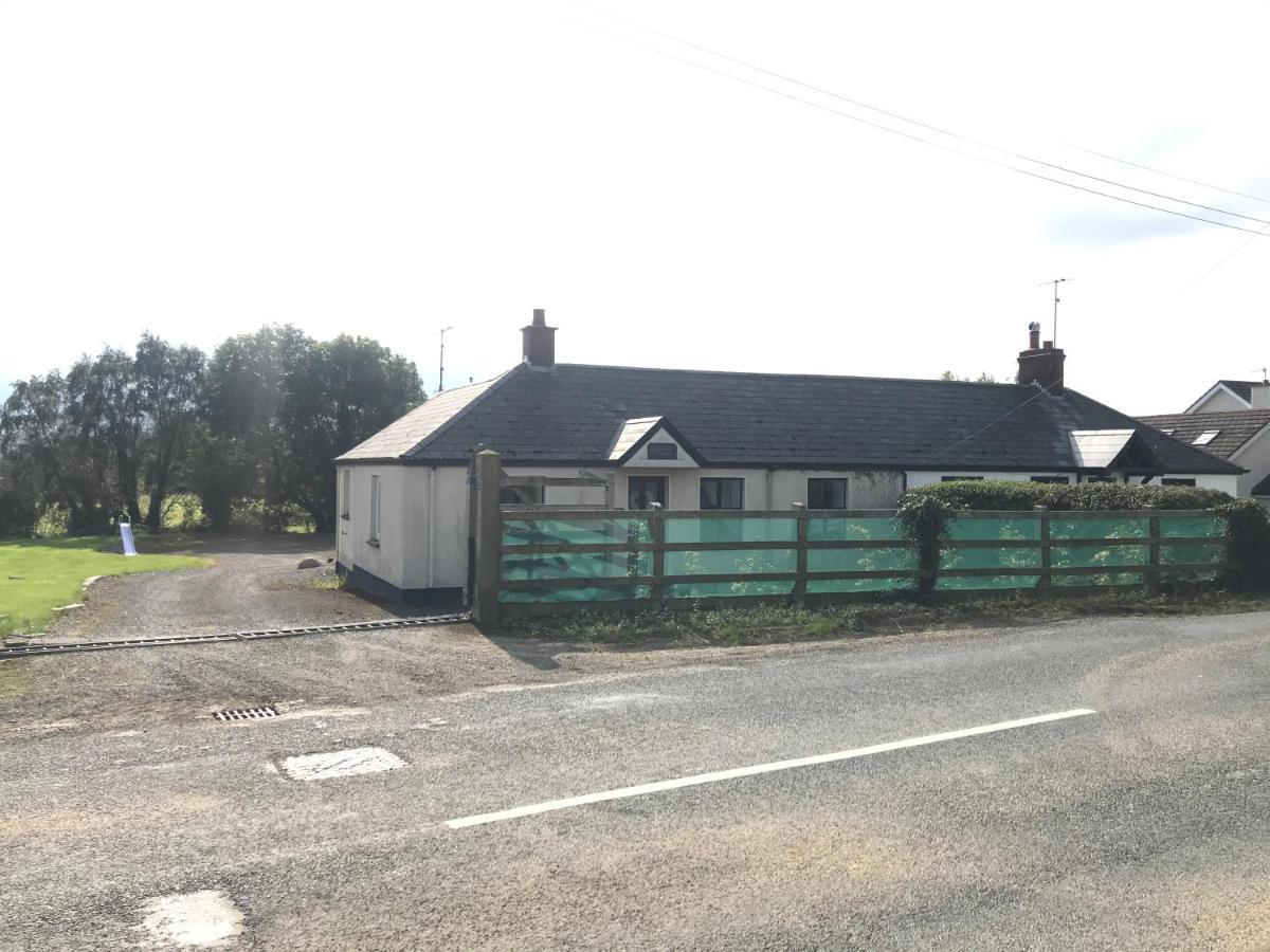 Ballyginny Cottage Maghera  エクステリア 写真